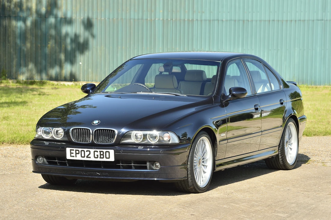 2002 BMW Alpina B10 - Image 11 of 31
