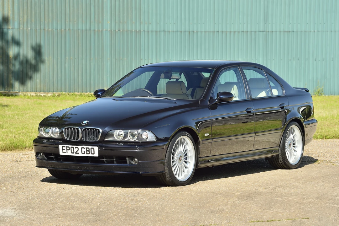 2002 BMW Alpina B10 - Image 13 of 31