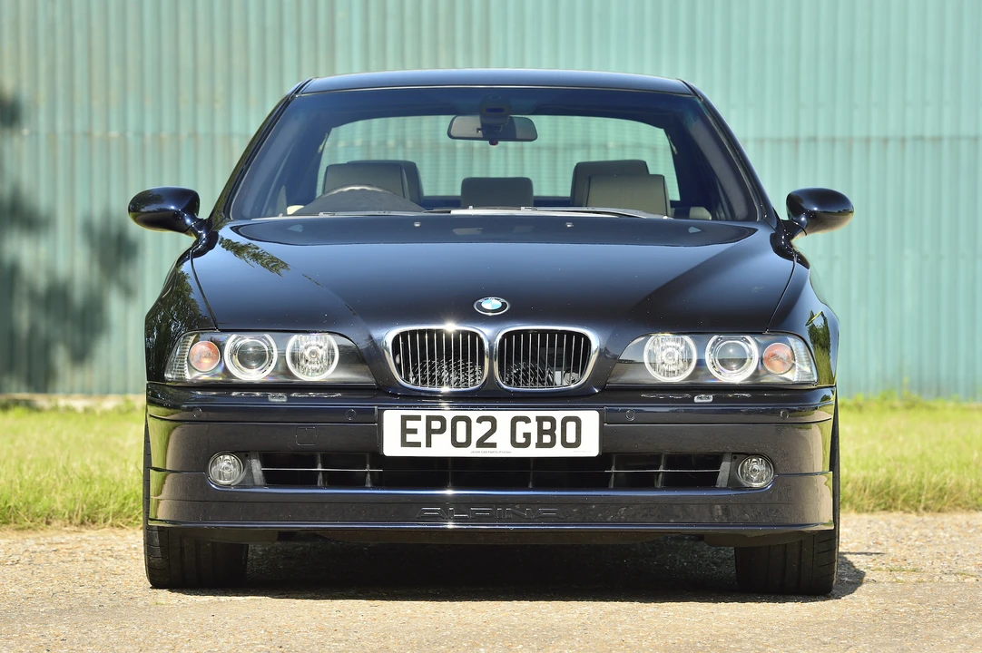 2002 BMW Alpina B10 - Image 15 of 31