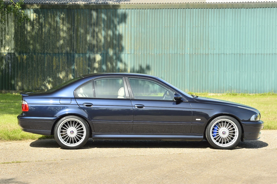2002 BMW Alpina B10 - Image 27 of 31