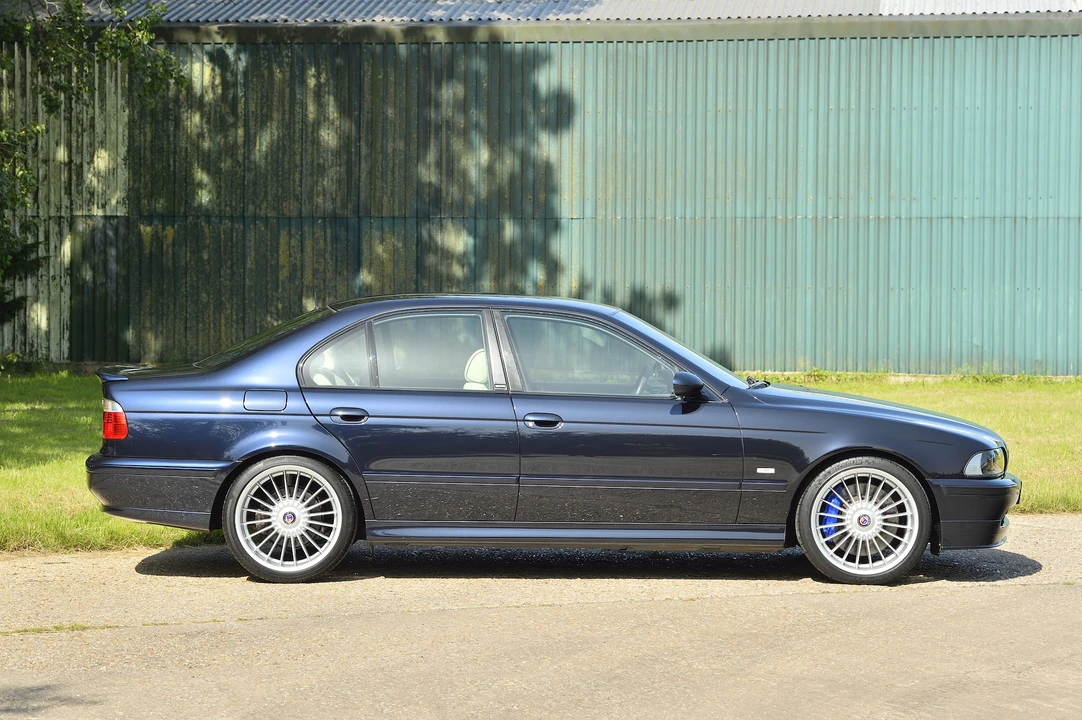 2002 BMW Alpina B10 - Image 28 of 31