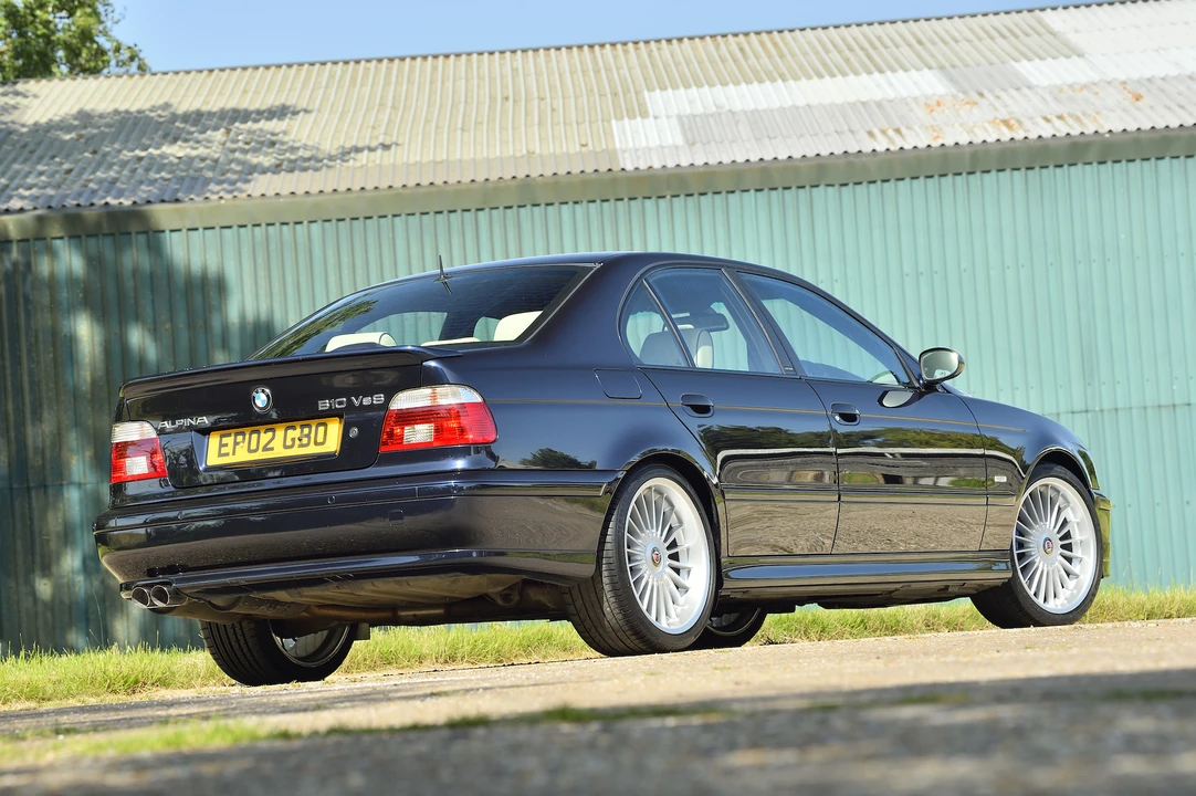 2002 BMW Alpina B10 - Image 30 of 31