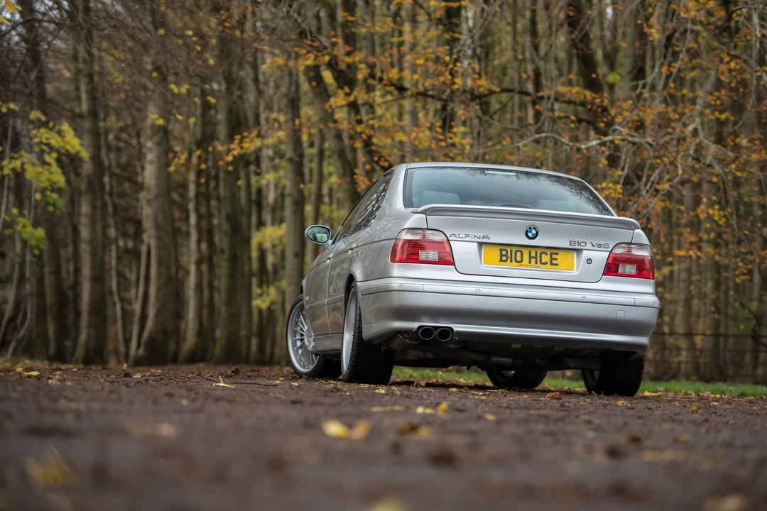 2002 BMW Alpina B10 - Image 4 of 31