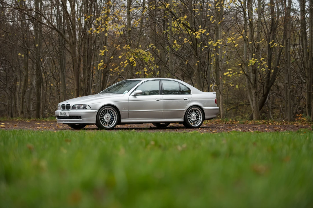 2002 BMW Alpina B10 - Image 12 of 31