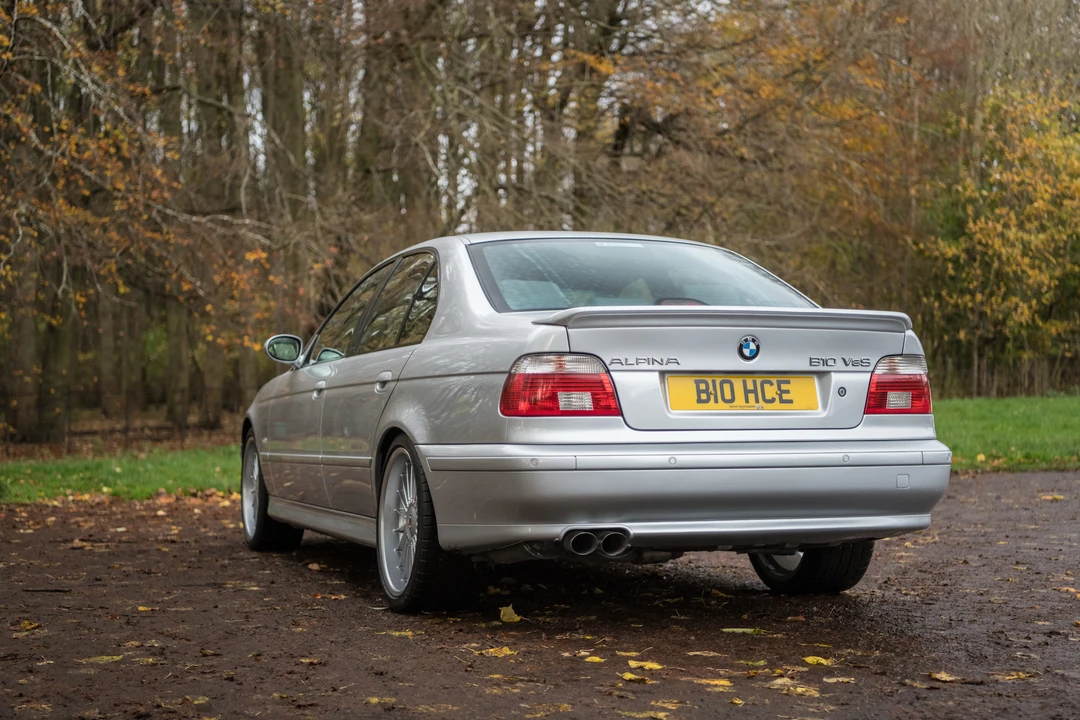 2002 BMW Alpina B10 - Image 14 of 31
