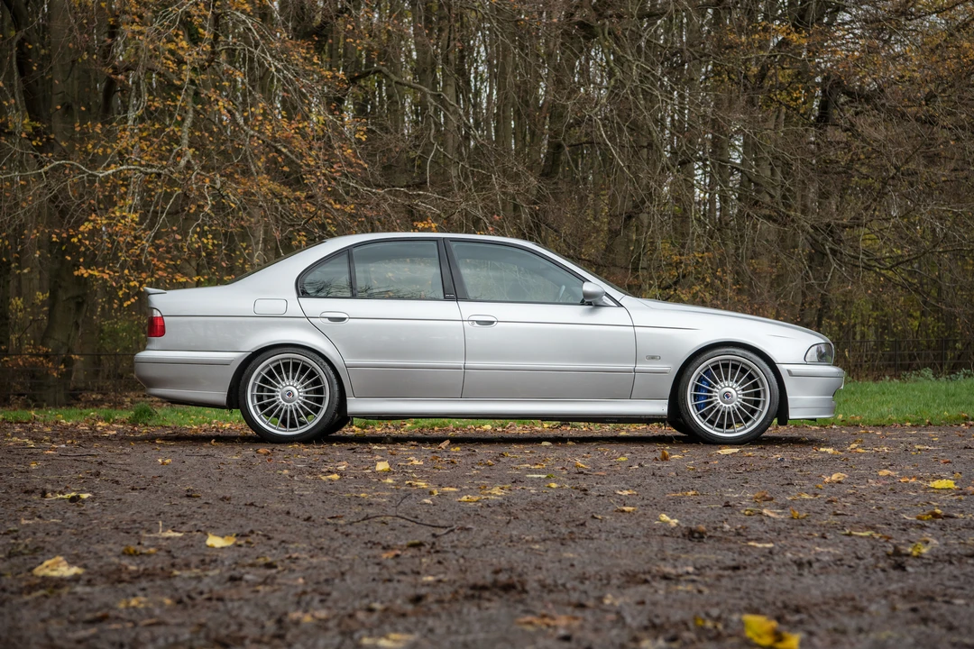 2002 BMW Alpina B10 - Image 16 of 31