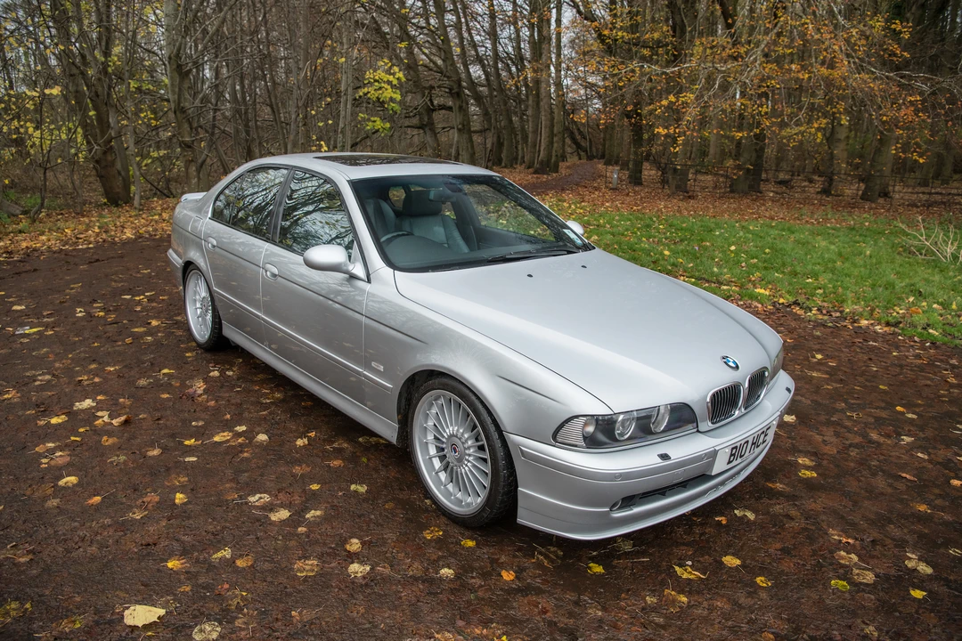 2002 BMW Alpina B10 - Image 23 of 31