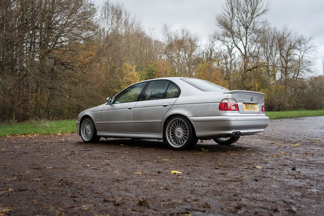 2002 BMW Alpina B10 - Image 24 of 31