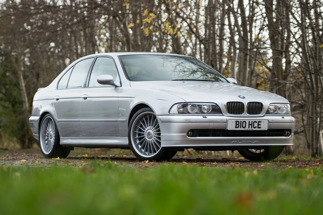 2002 BMW Alpina B10 - Image 2 of 31