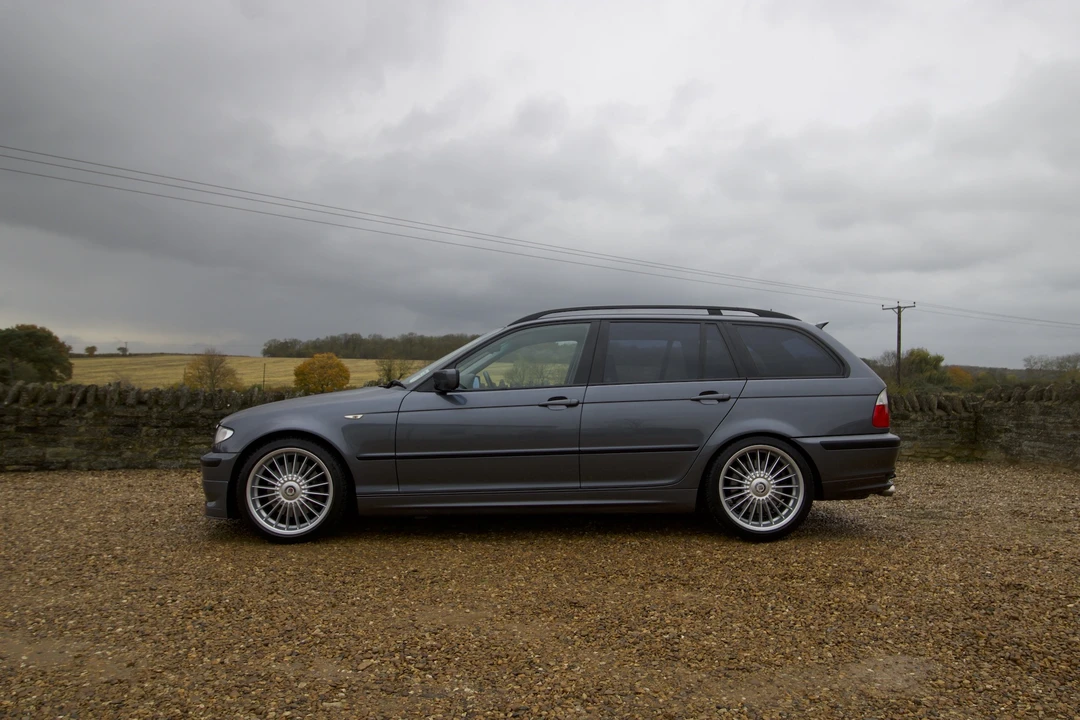 2002 BMW Alpina B3 - Image 9 of 31