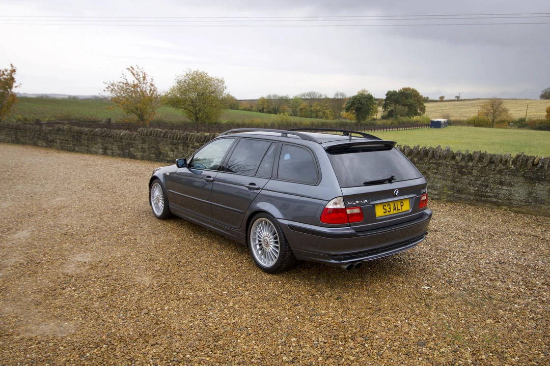 2002 BMW Alpina B3 - Image 10 of 31