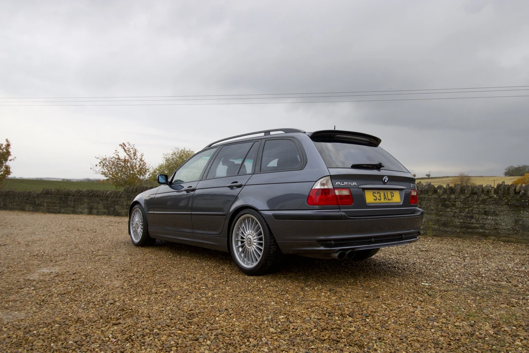 2002 BMW Alpina B3 - Image 11 of 31