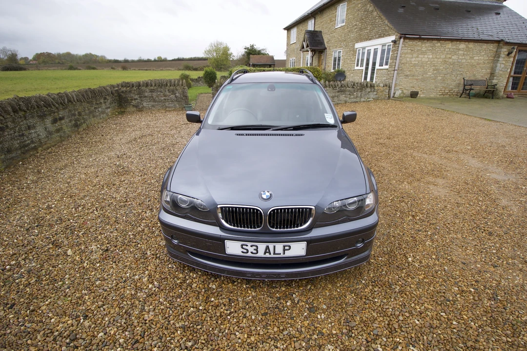 2002 BMW Alpina B3 - Image 7 of 31