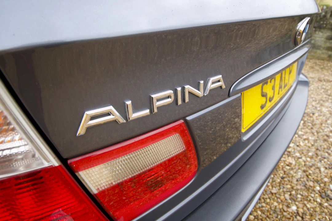 2002 BMW Alpina B3 - Image 19 of 31