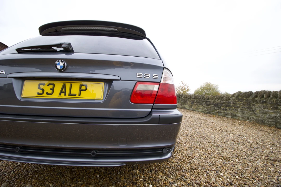 2002 BMW Alpina B3 - Image 22 of 31