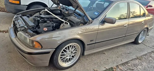 2002 BMW i5 M60 Sedan 4D