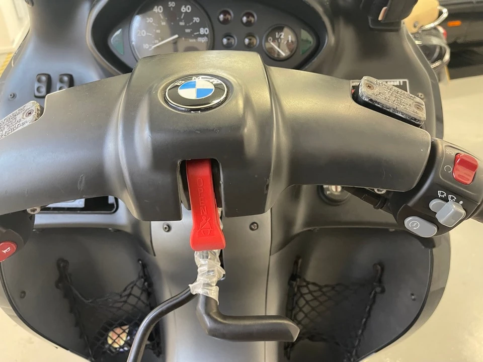 2002 BMW Motorcycles - Image 18 of 30