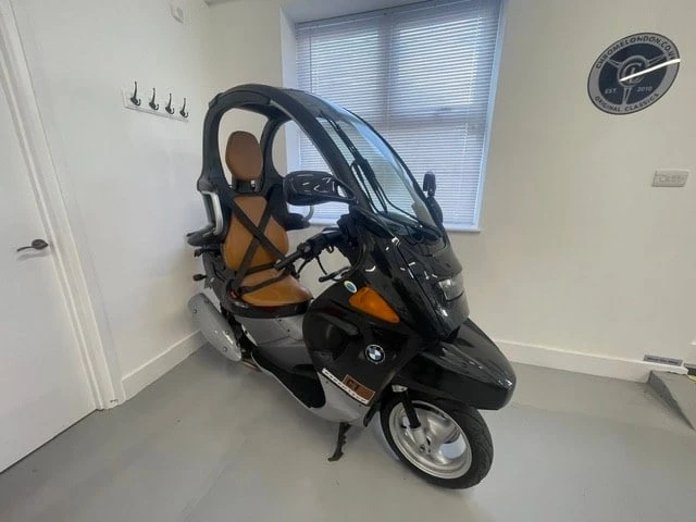 2002 BMW Motorcycles - Image 2 of 30