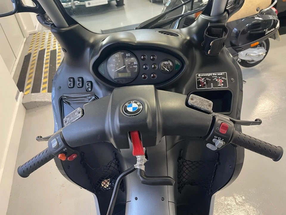 2002 BMW Motorcycles - Image 12 of 30