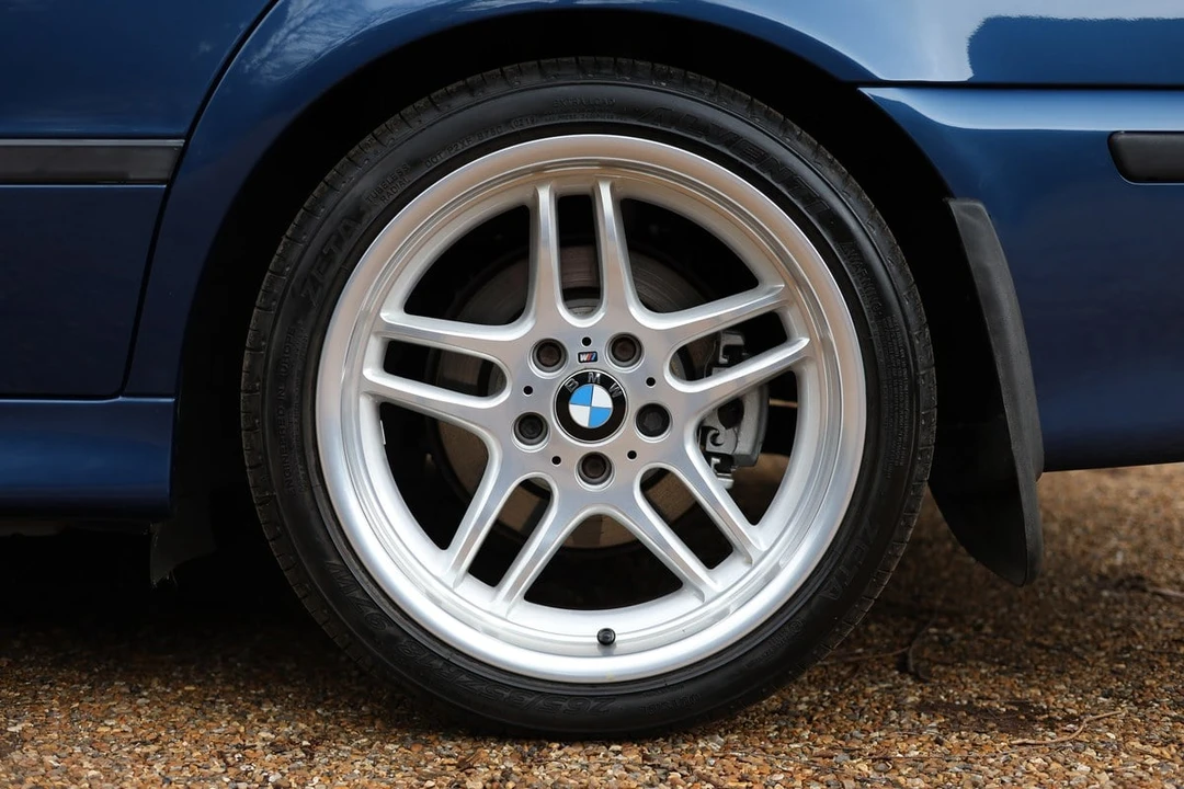 2002 BMW E39 5 Series - Image 19 of 30