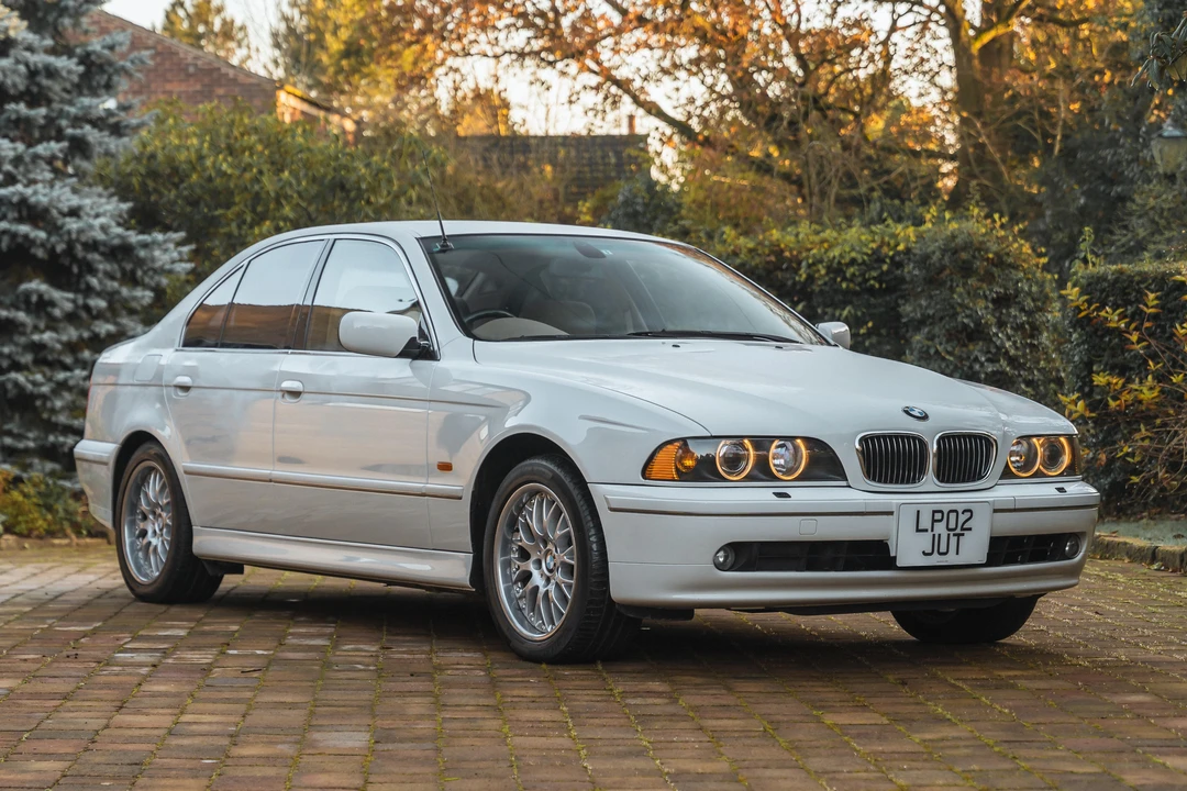2002 BMW E39 540i - Image 2 of 31