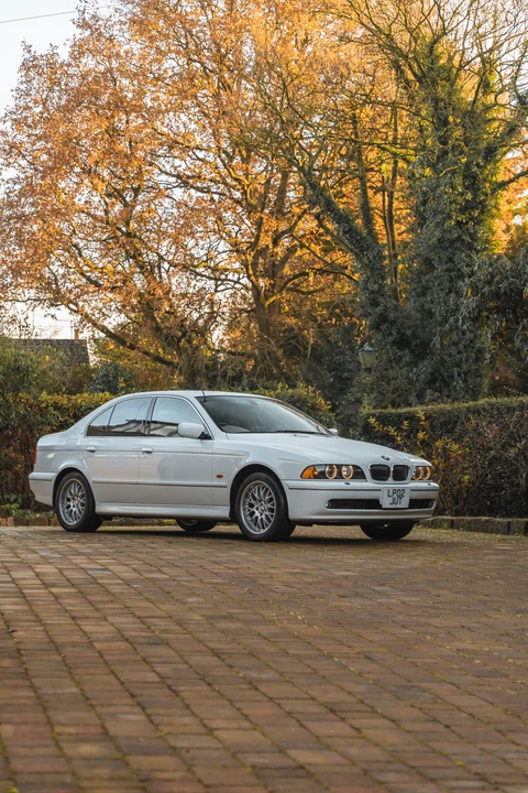 2002 BMW E39 540i - Image 21 of 31