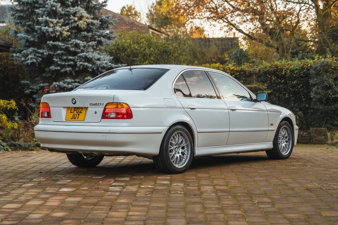2002 BMW E39 540i - Image 6 of 31