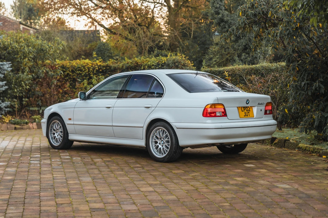 2002 BMW E39 540i - Image 8 of 31