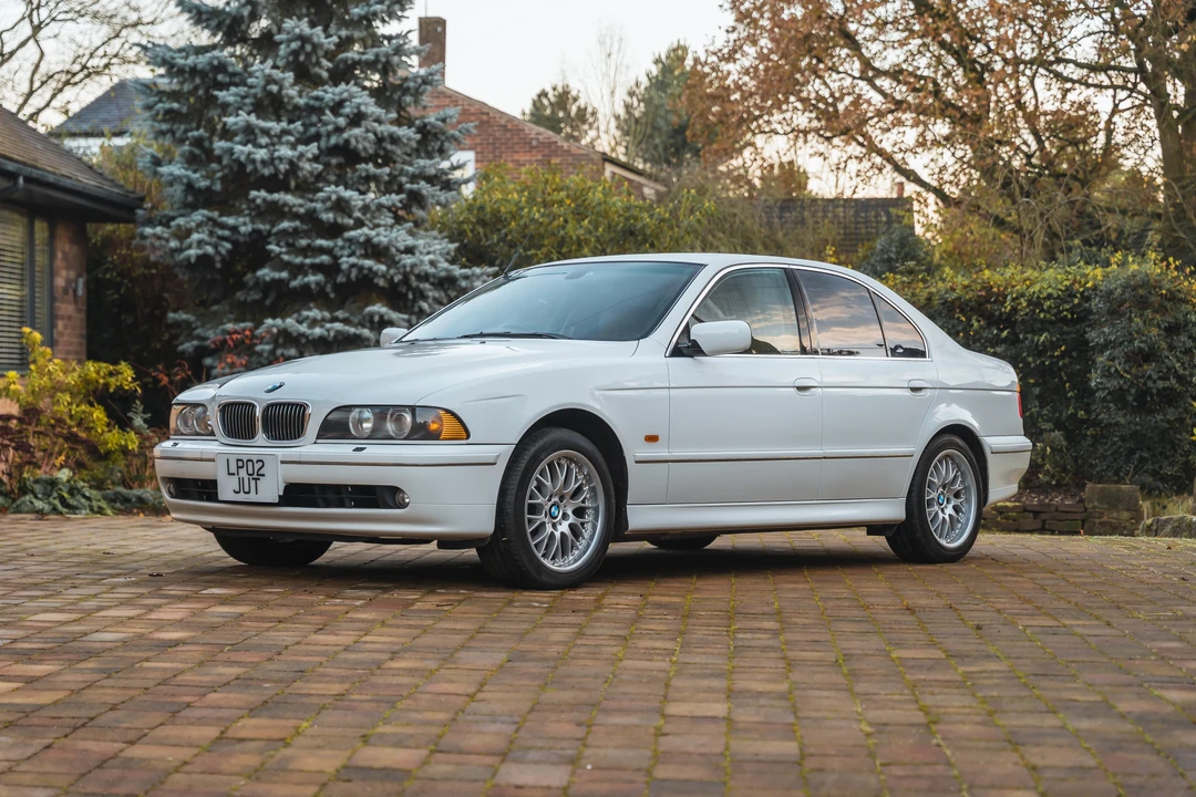 2002 BMW E39 540i - Image 10 of 31