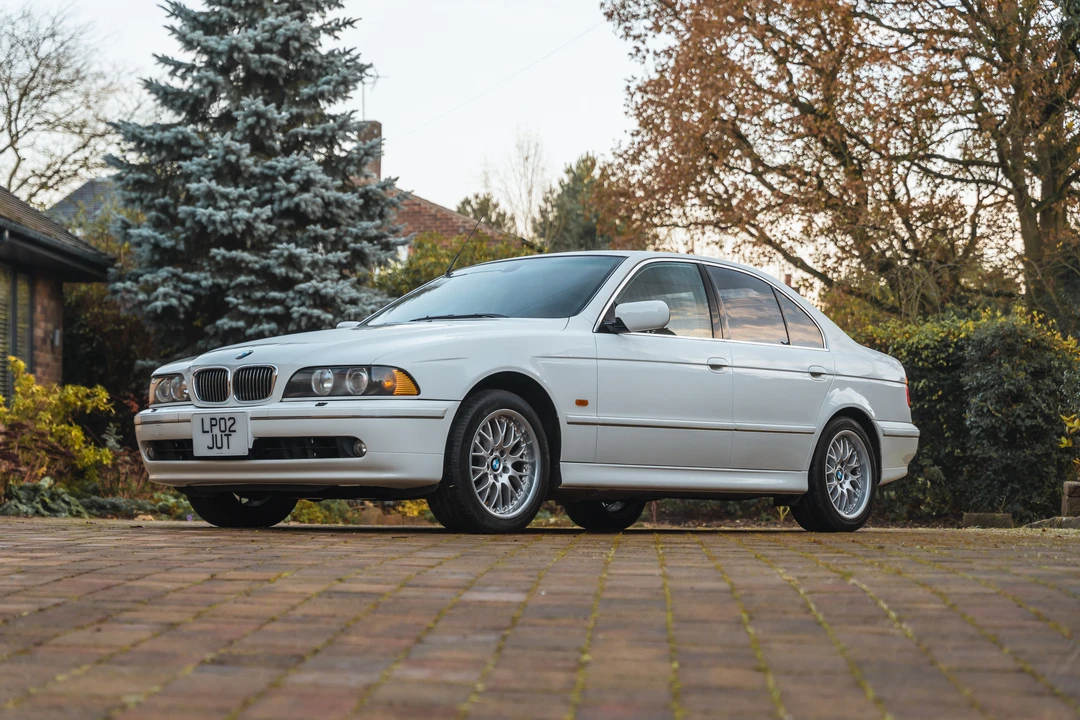 2002 BMW E39 540i - Image 18 of 31