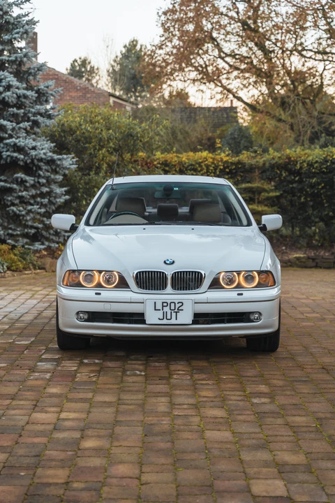2002 BMW E39 540i - Image 25 of 31