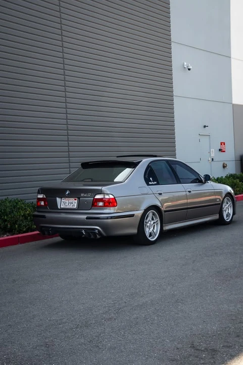 2002 BMW E39 540i - Image 3 of 10
