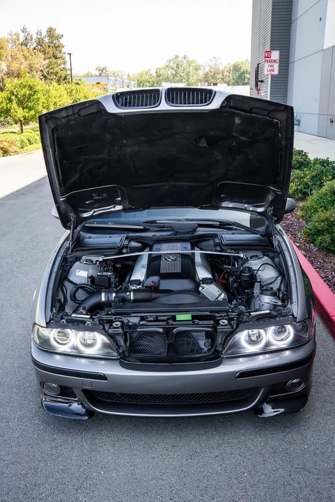 2002 BMW E39 540i - Image 4 of 10