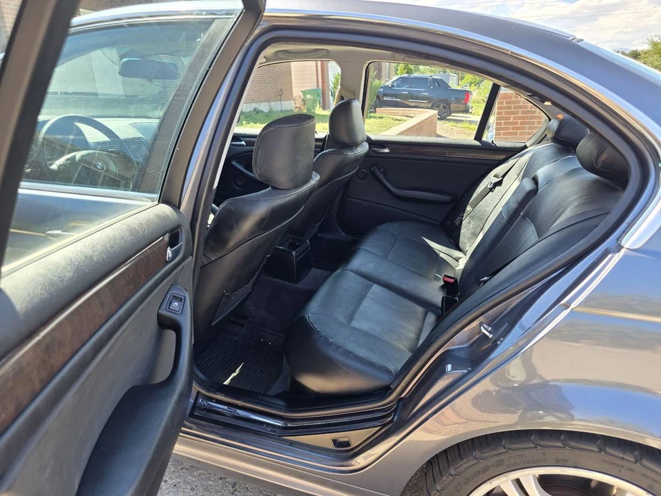2002 BMW E46 330i & 330Ci - Image 14 of 21
