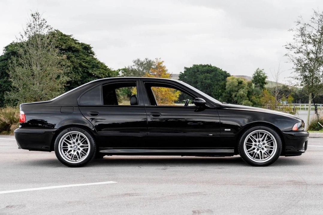 2002 BMW E39 M5 - Image 8 of 31