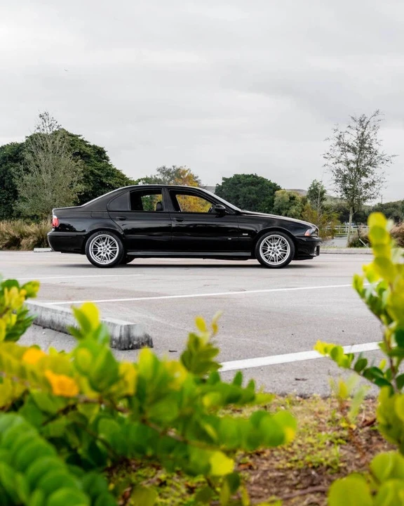 2002 BMW E39 M5 - Image 10 of 21