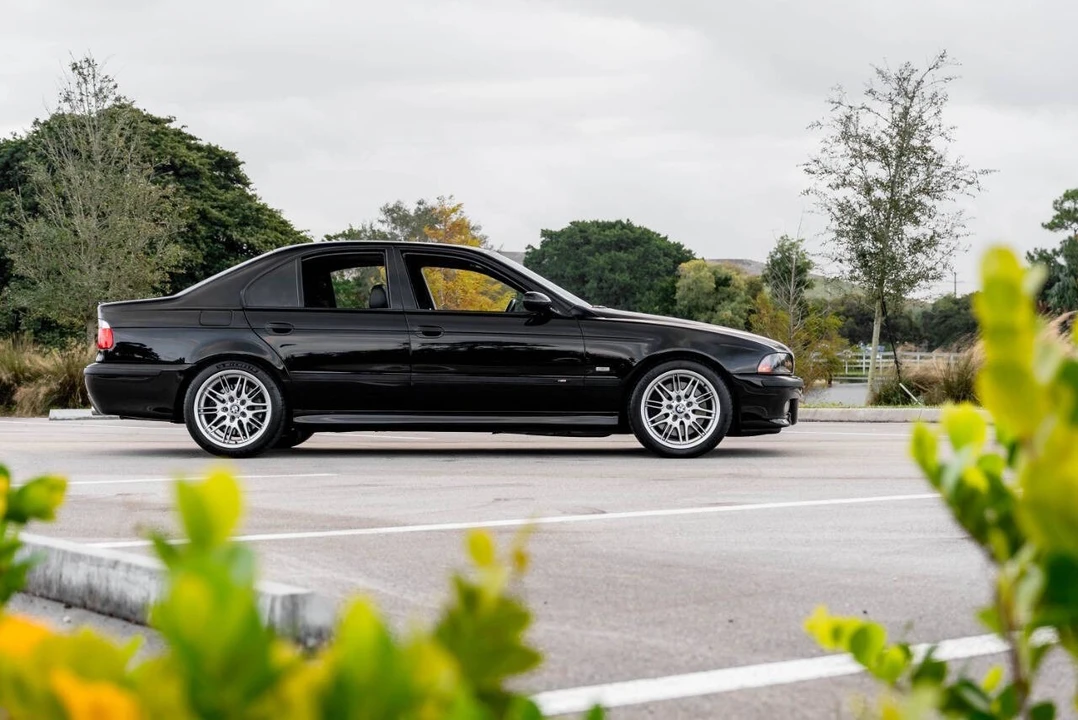 2002 BMW E39 M5 - Image 9 of 31