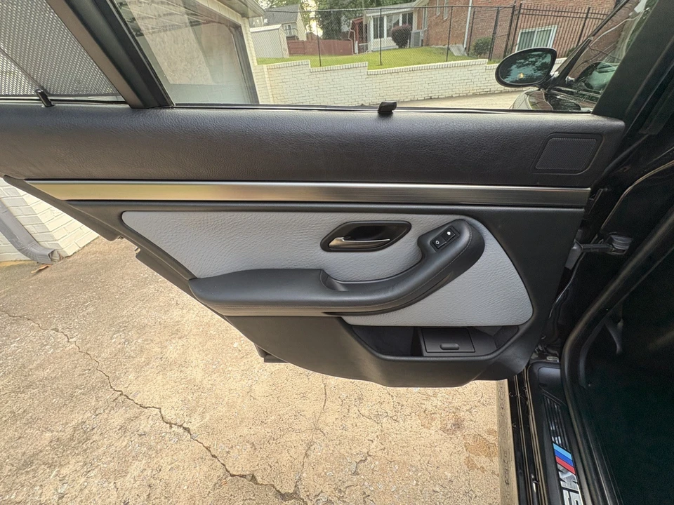 2002 BMW E39 M5 - Image 17 of 31