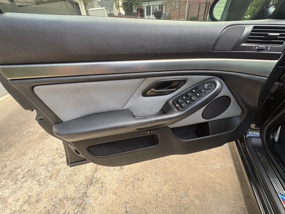 2002 BMW E39 M5 - Image 18 of 31