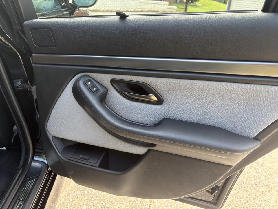 2002 BMW E39 M5 - Image 19 of 31