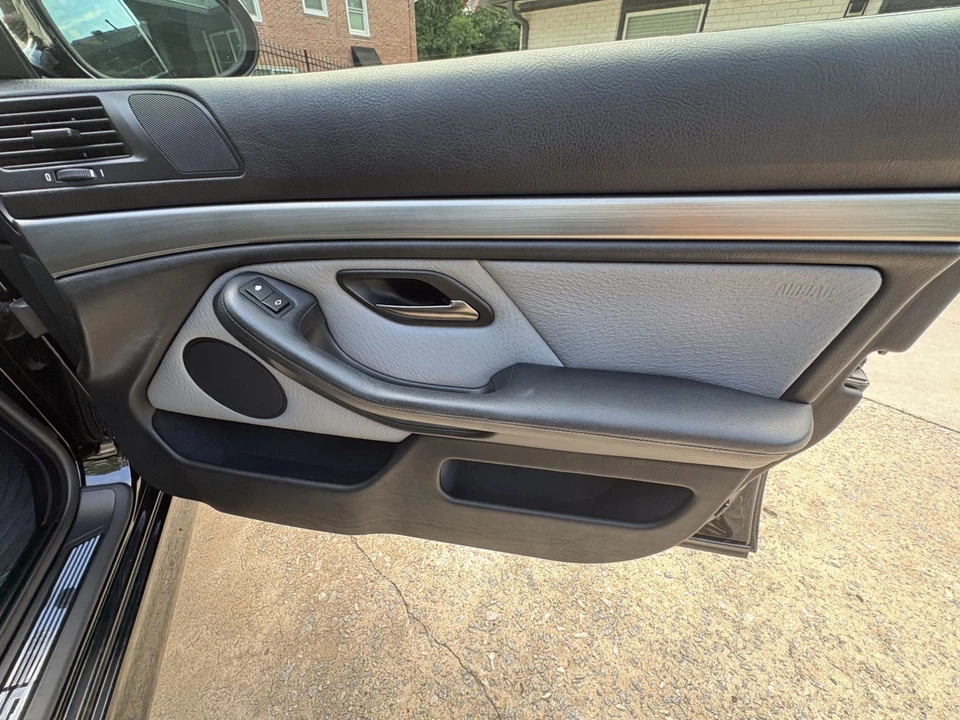 2002 BMW E39 M5 - Image 7 of 31