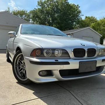 2002 BMW M5 Sedan