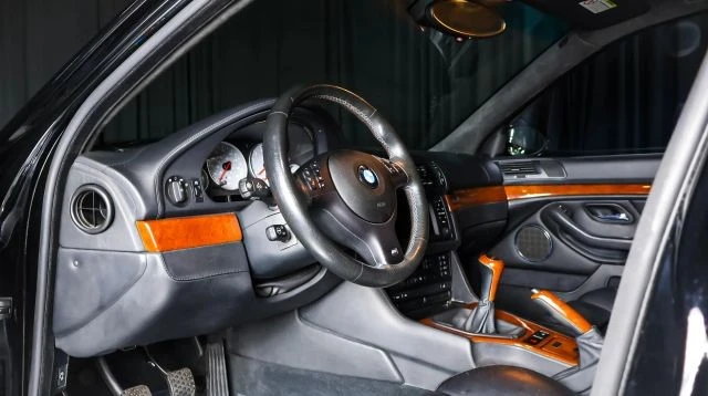 2002 BMW E39 M5 - Image 15 of 29