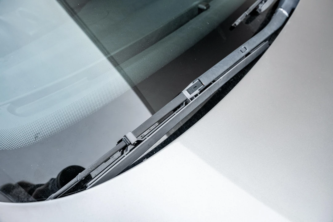 2002 BMW E39 M5 - Image 14 of 31