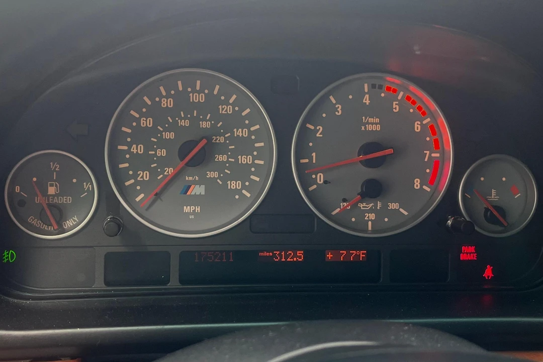 2002 BMW E39 M5 - Image 30 of 31