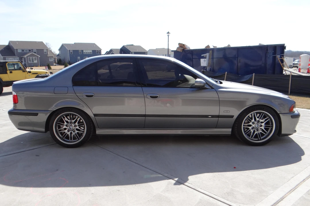 2002 BMW E39 M5 - Image 8 of 31