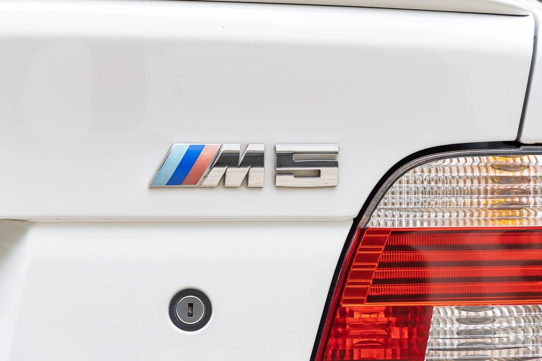 2002 BMW E39 M5 - Image 27 of 31