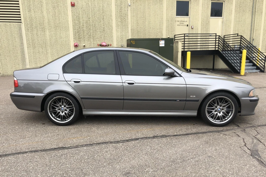 2002 BMW E39 M5 - Image 28 of 31