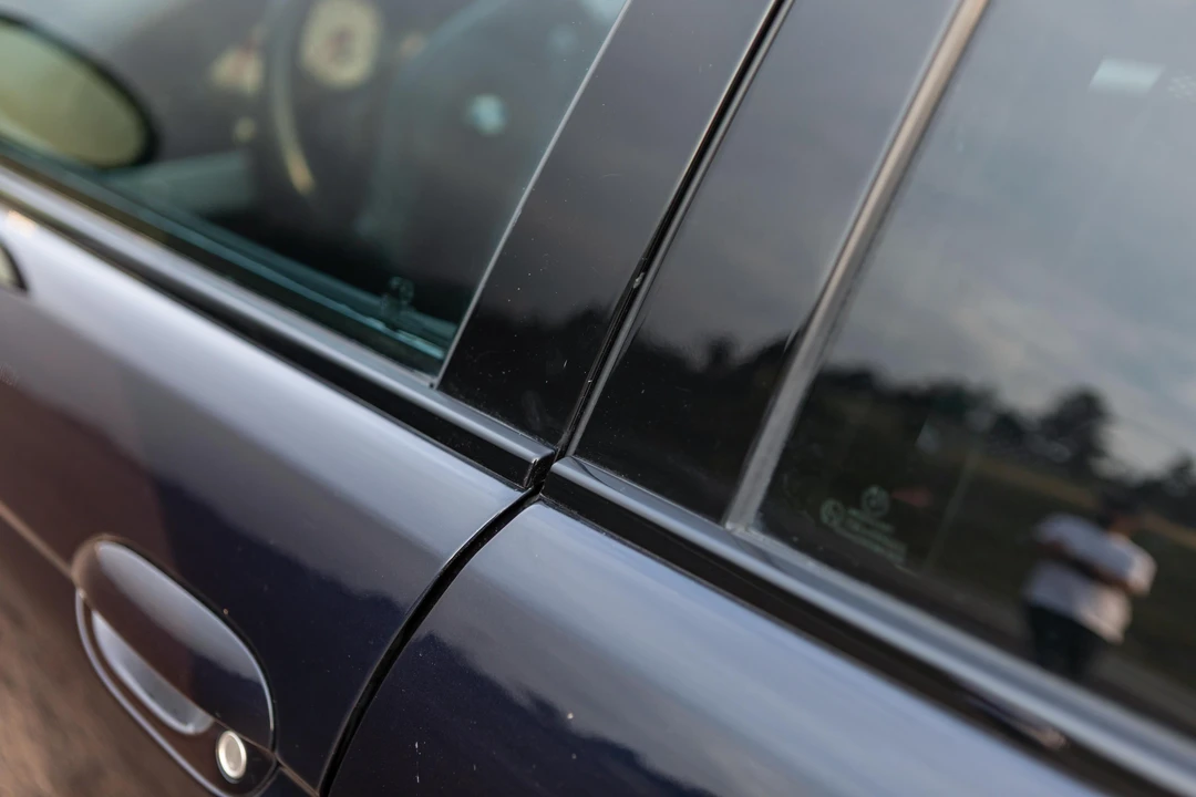 2002 BMW E39 M5 - Image 30 of 31