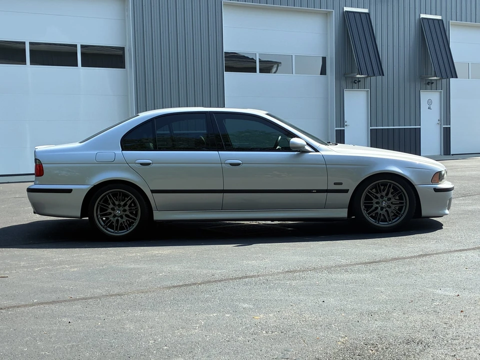 2002 BMW E39 M5 - Image 9 of 31